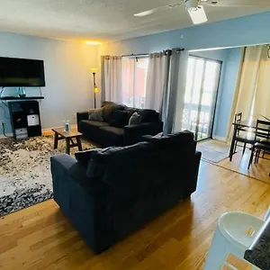  Apartment Cute Budget Friendly 2b 1b In The Heart Of