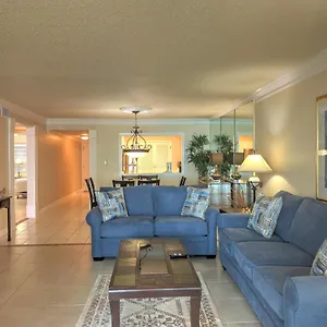  Apartment Slt #2043 - Stunning View! Free Service!